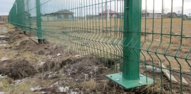 Купить сваи для ограждения от производителя в Чапаевске от 1412 руб: низкая цена, быстрая установка
